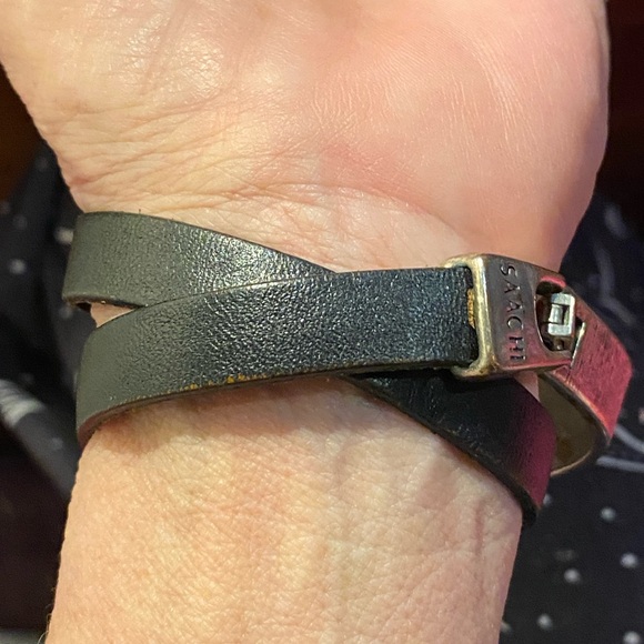 EUC SAACHI wrap bracelet,black leather band,pewter loop buckle - Picture 5 of 8